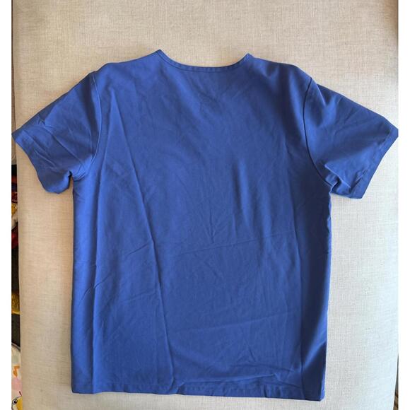 Men’s FIGS Leon Scrub Top Denim Blue Size Medium - Picture 3 of 4